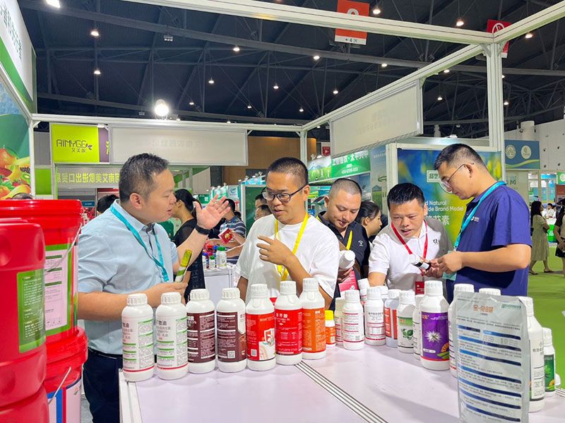 新朝陽綠色生物科技亮相西部植?！半p交會”與第八屆綠色農藥博覽會