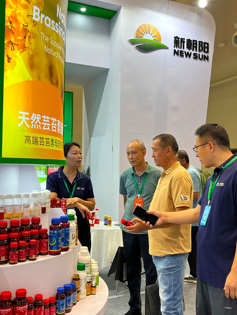 新朝陽綠色生物科技亮相西部植?！半p交會”與第八屆綠色農藥博覽會